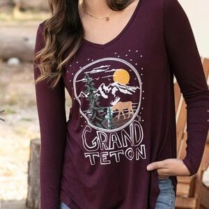 Grand Teton Graphic Women's Top by Grace & Lace|Size Large